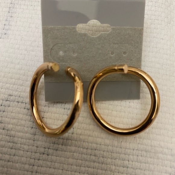 Fashion Jewelry Jewelry - 🔵4/$20 Fashion Jewelry Faux Gold Open Hoops NWT